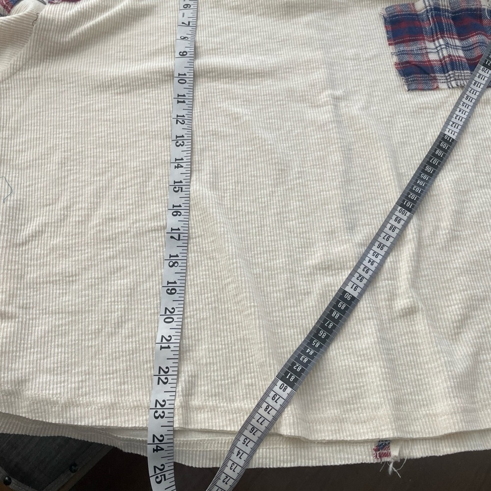 POL White and Plaid Long Sleeve Top - Picture 10 of 16